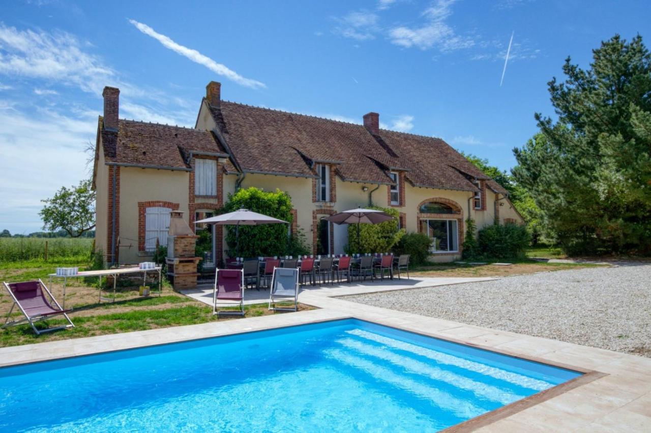 Crazy Villa Le Petit Belair 18 - Heated Pool - Foot - 2H Paris - 30P Aubigny-sur-Nère Kültér fotó