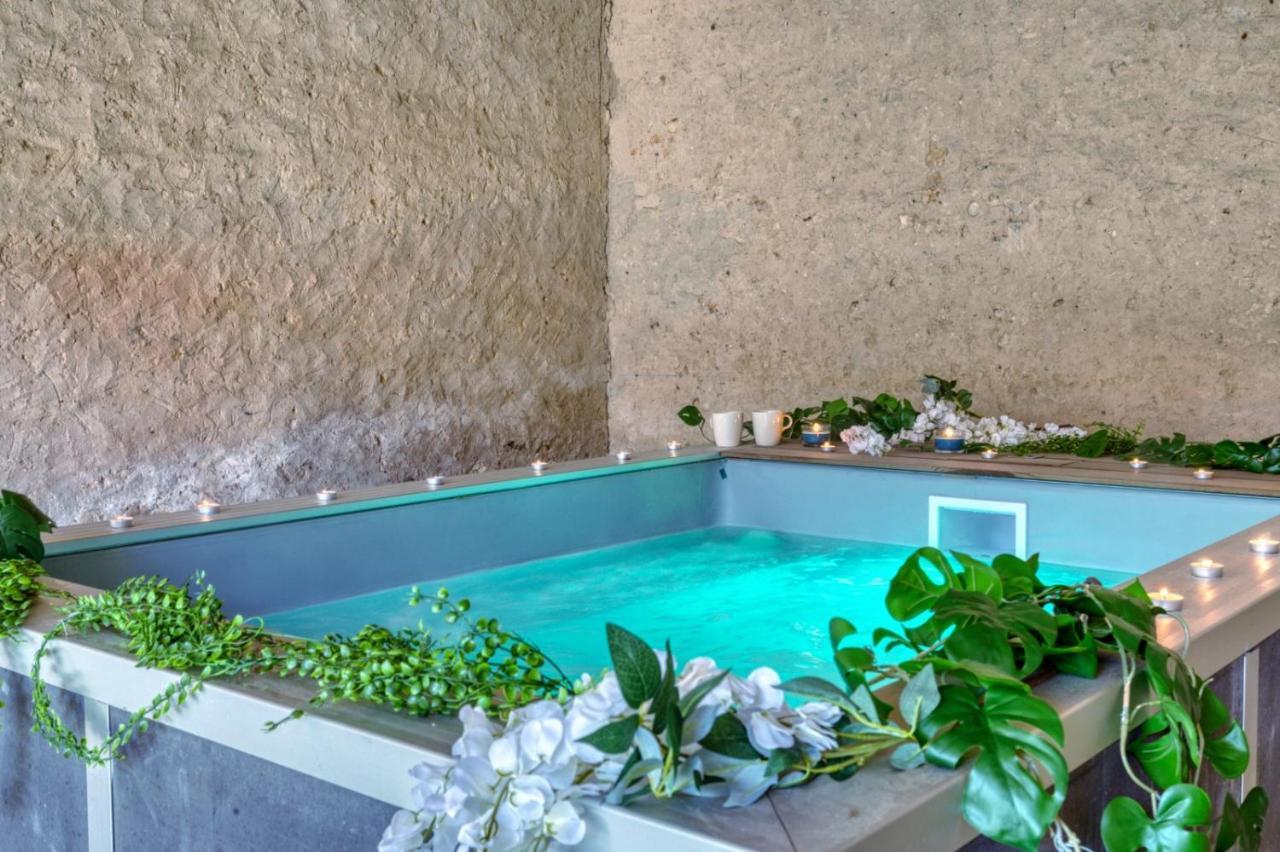 Crazy Villa Le Petit Belair 18 - Heated Pool - Foot - 2H Paris - 30P Aubigny-sur-Nère Kültér fotó